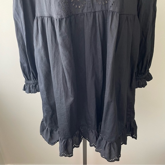 Elegant Black Women's Dress - Picture 6 of 11